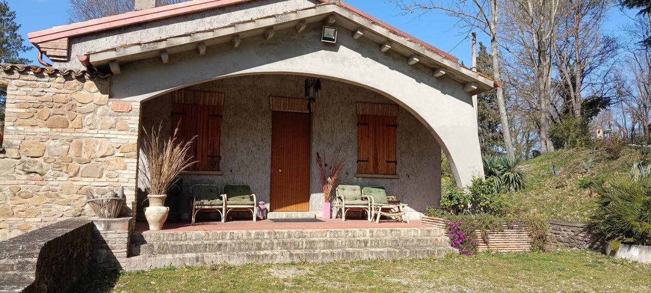 Casale La Pineta Mombaroccio Exterior foto